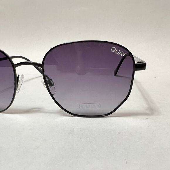 New Quay Australia Big Time Sunglasses Black Smoke Polarized SKU Q059 main image 4